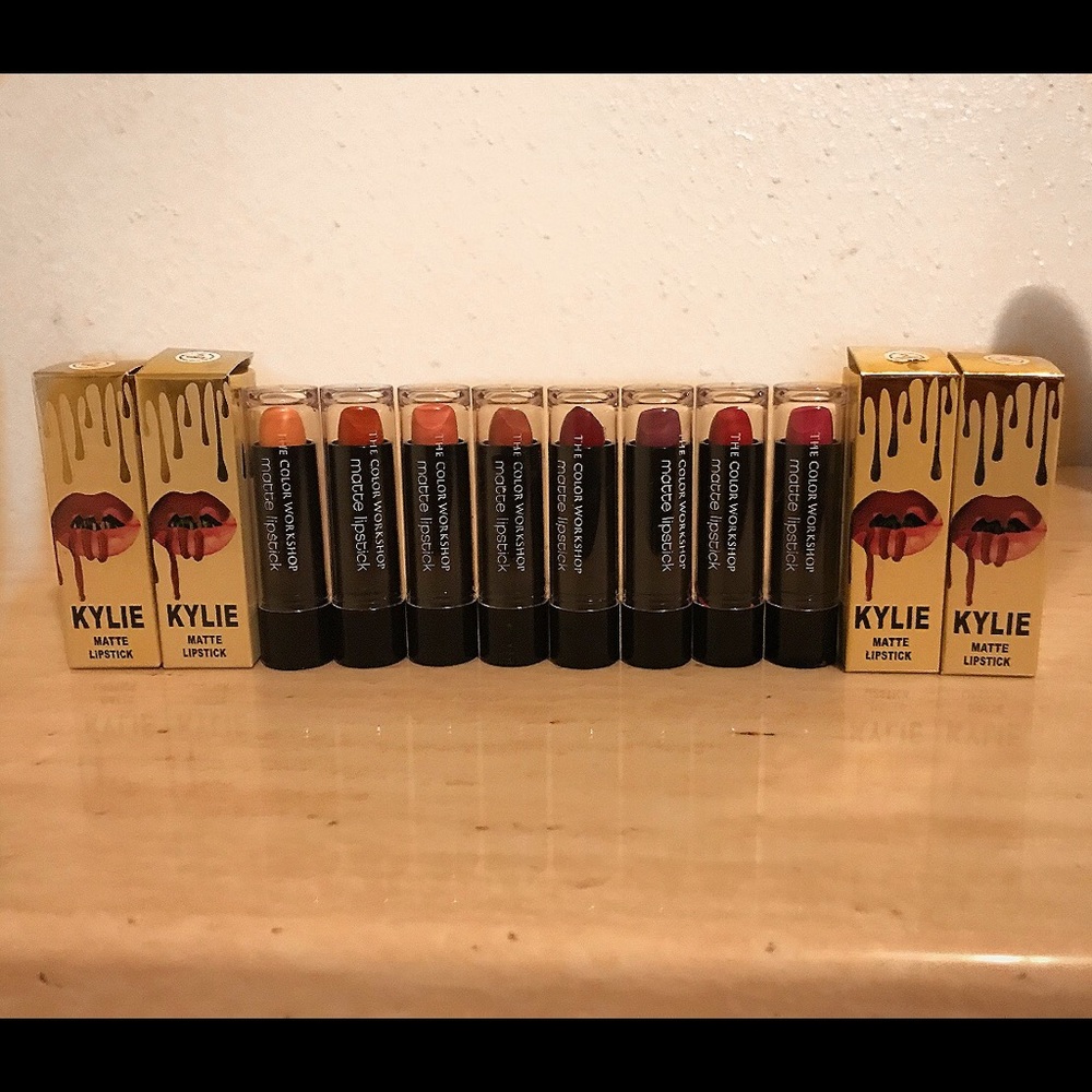 Matte lipstick